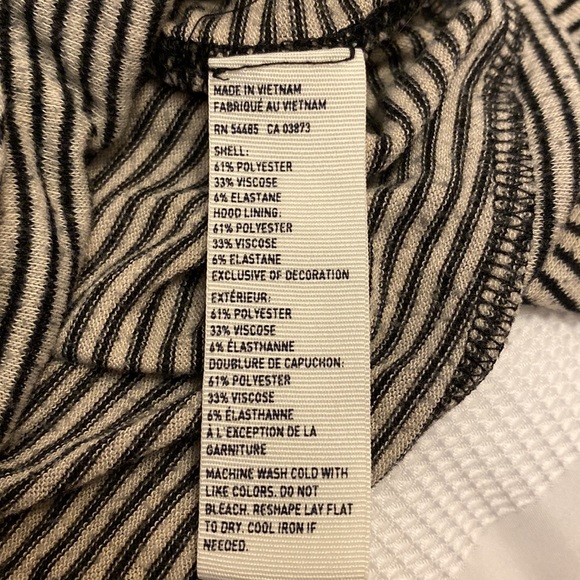 American Eagle Long Sleeve - Picture 4 of 4